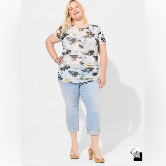 Torrid Stretch Mesh Crew Neck Ruched Top size 2x - Picture 4 of 5